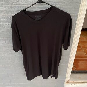 Men’s NoBull Casual V-neck Tee